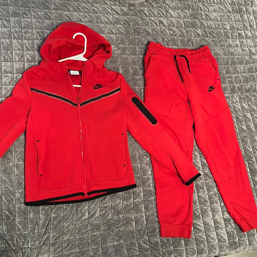 Kids Nike Tech Suit